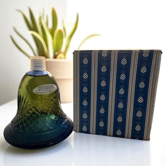 NIB Vintage Avon Hospitality Bell Cologne | Moonwind | Full w/ Box 1976 - Picture 1 of 7